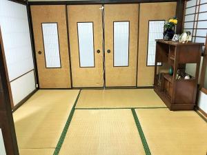1910s wood house, 17-min walk to station, Shimane