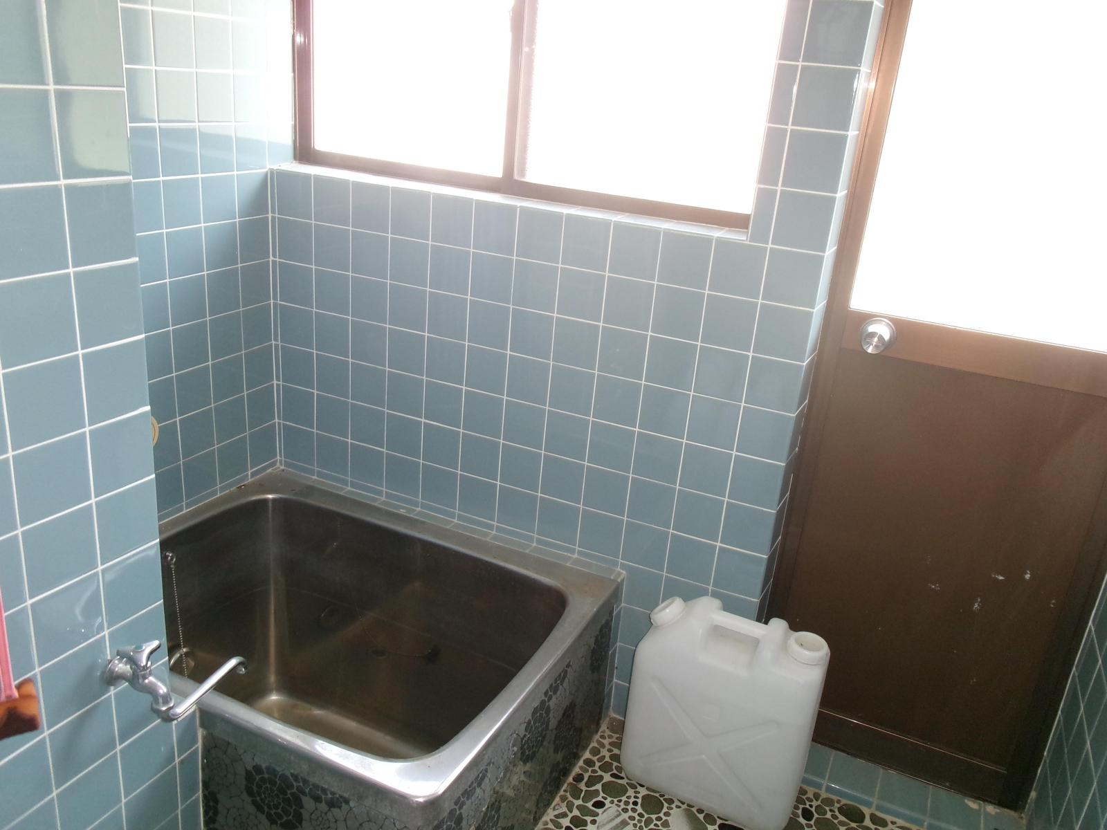 1980s wood house on a large plot in Hyogo