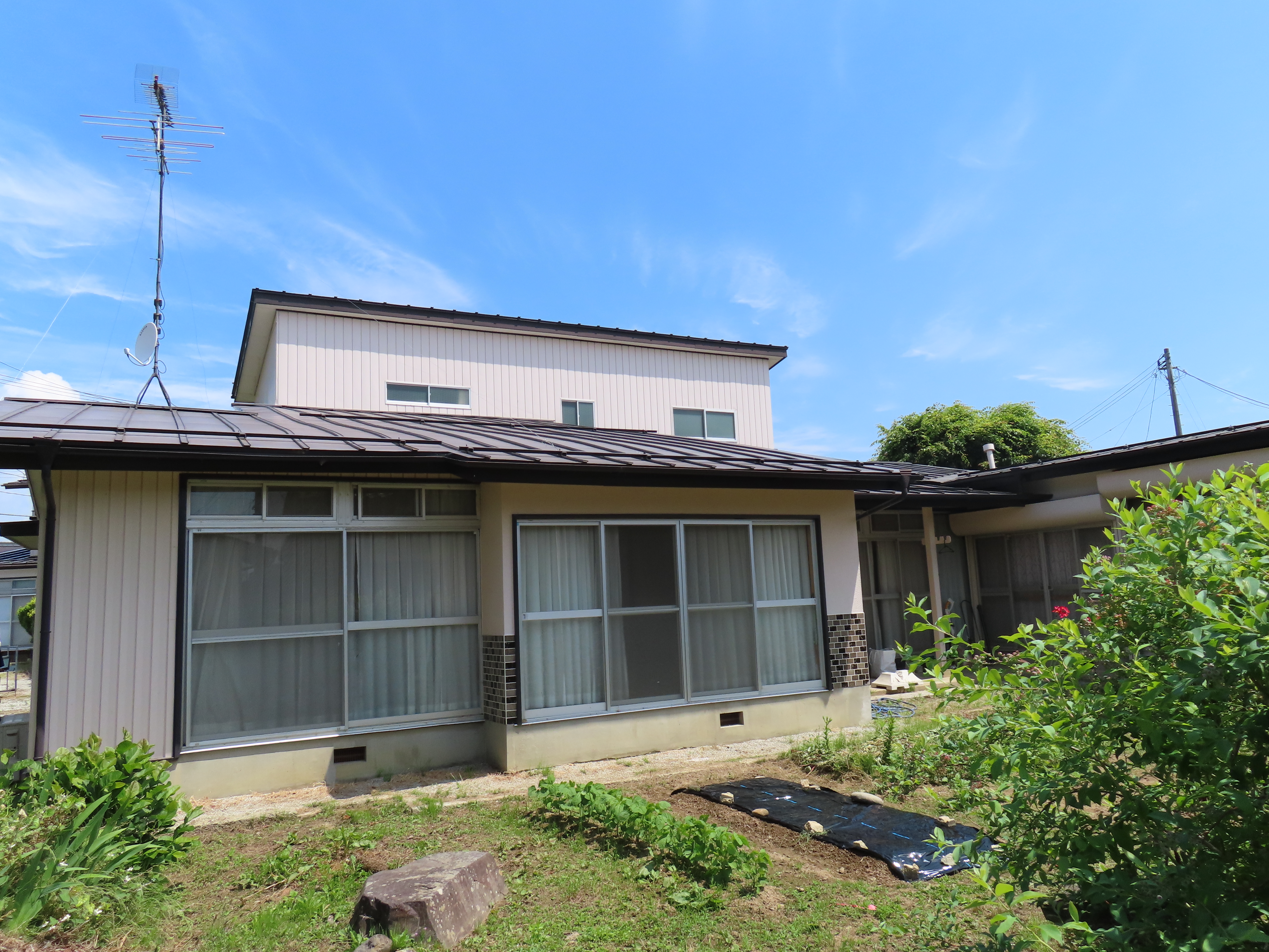 1970s wood house, 18-min walk to station, Fukushima