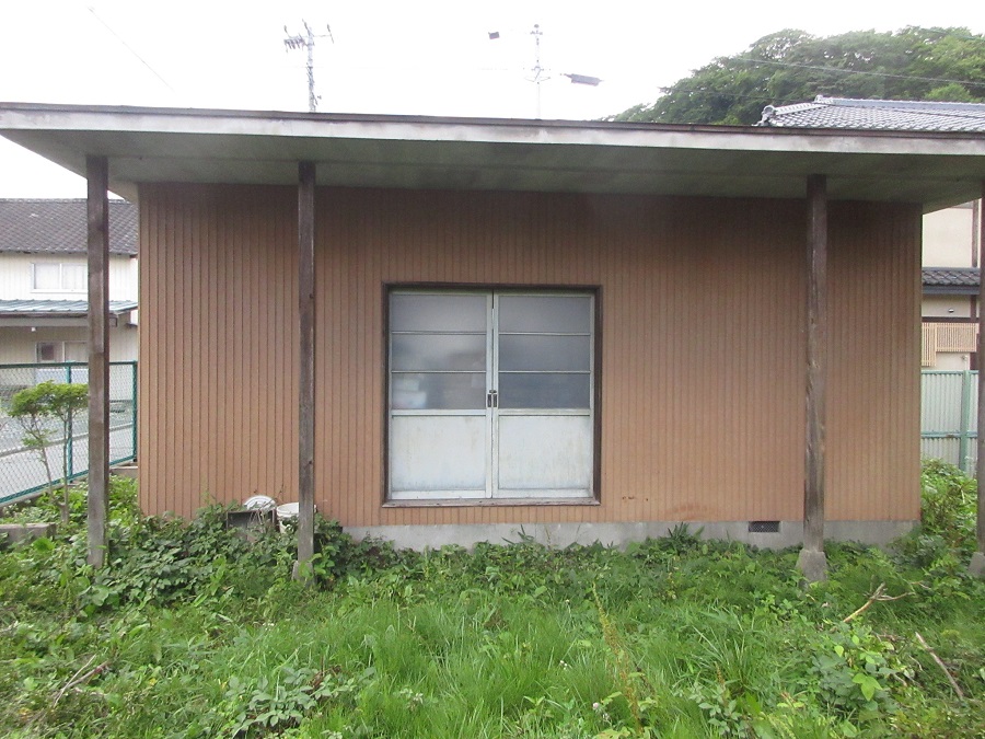 1980s wood house, 9-min walk to station, Iwate
