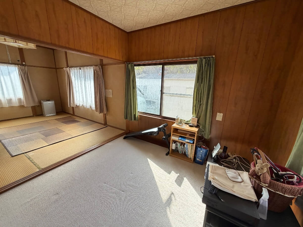 1980s wood house in Hiroshima