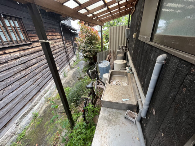 1980s wood house in Ehime