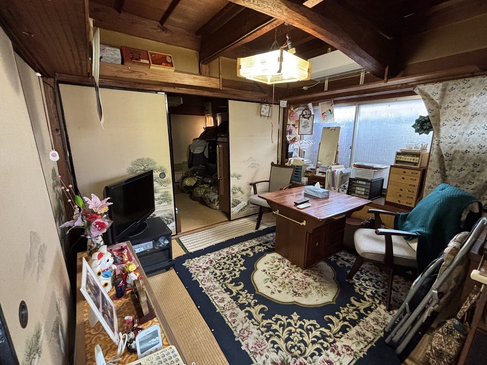 1960s wood house near the coast in Togata, Ibusuki
