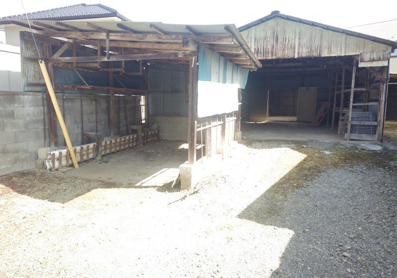 1990s wood house, 18-min walk to station, Saitama