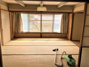 1930s wood house, 16-min walk to station, Shimane