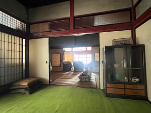 1920s wood house, 19-min walk to station, Fukui