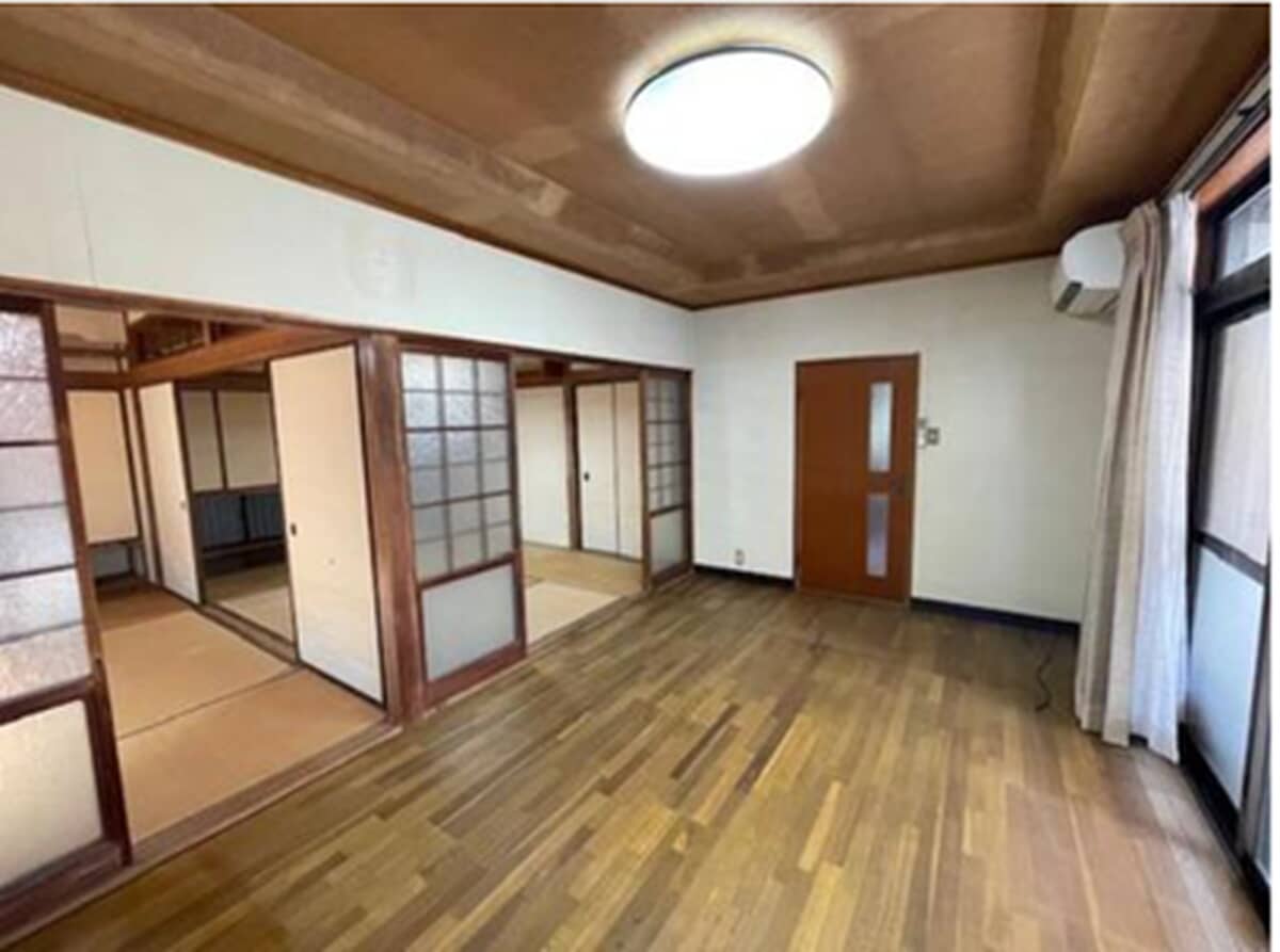 1960s wood house, 12-min walk to station, Hiroshima