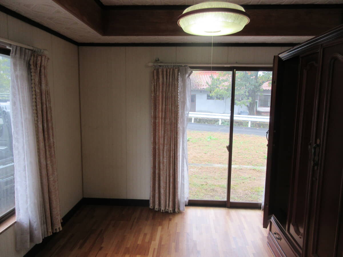 1980s wood house in Hiroshima