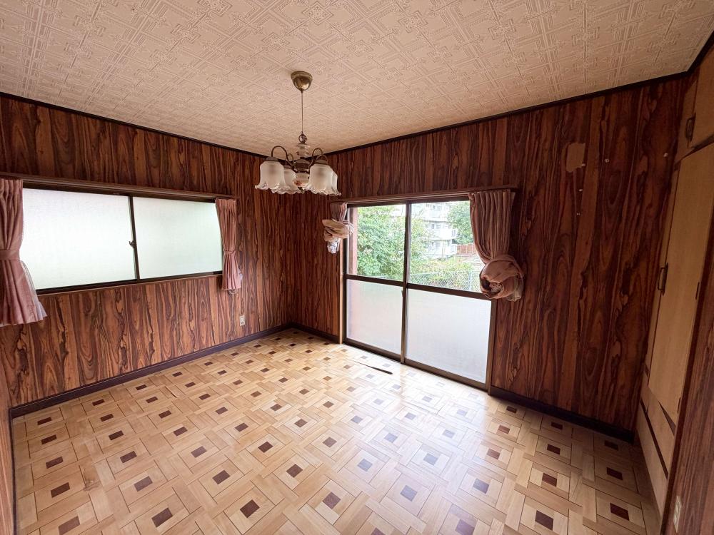 1980s wood house in Kanoya, Kagoshima