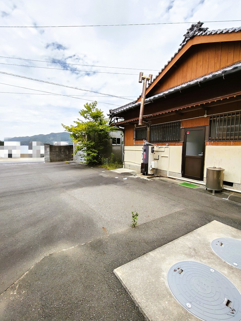 1990s wood house in Ehime
