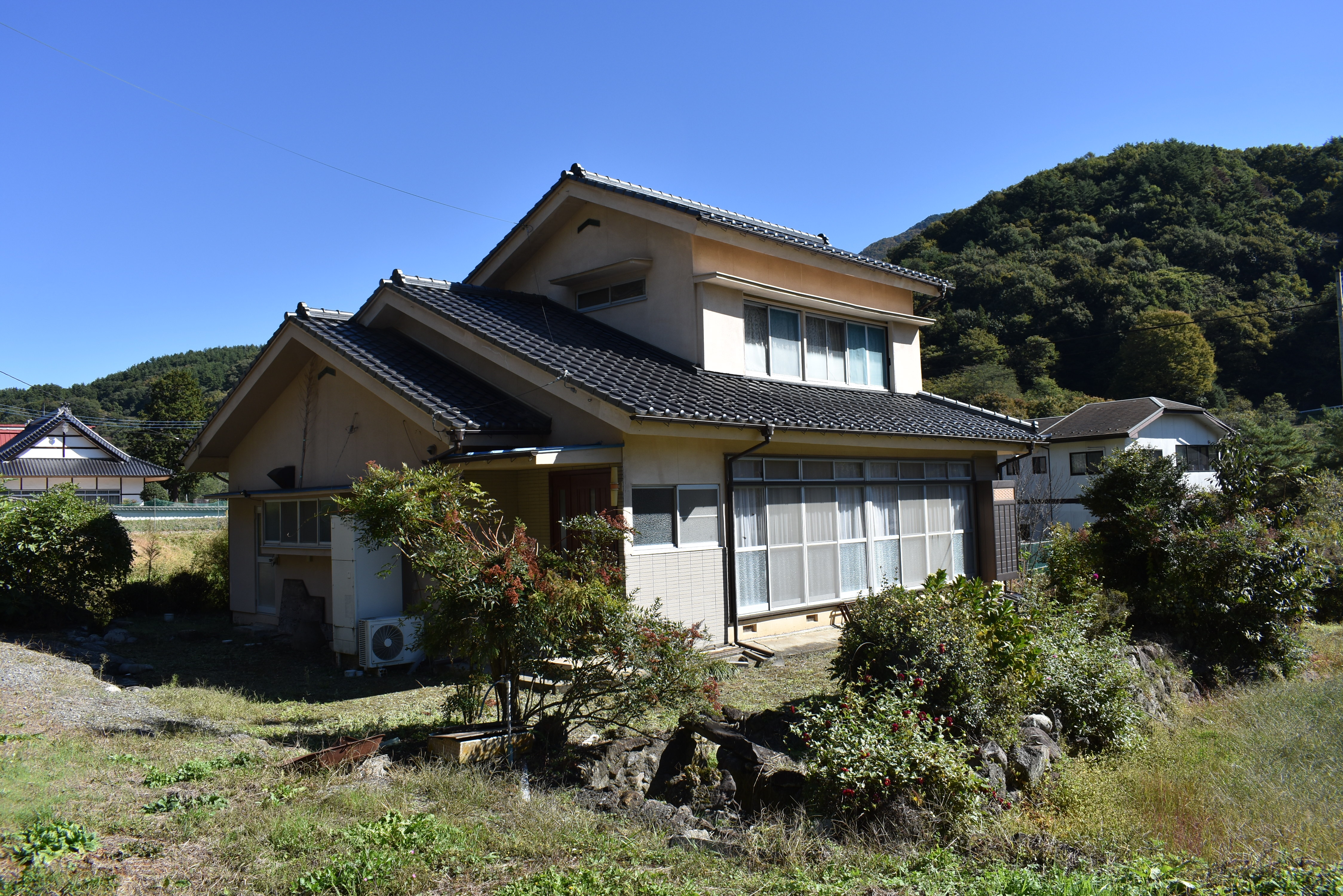 1970s wood house in Yamanashi