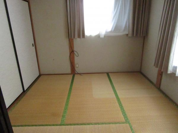 1980s wood house in Oita