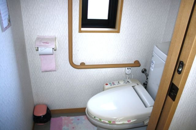 1990s wood house, 8-min walk to station, Nagano