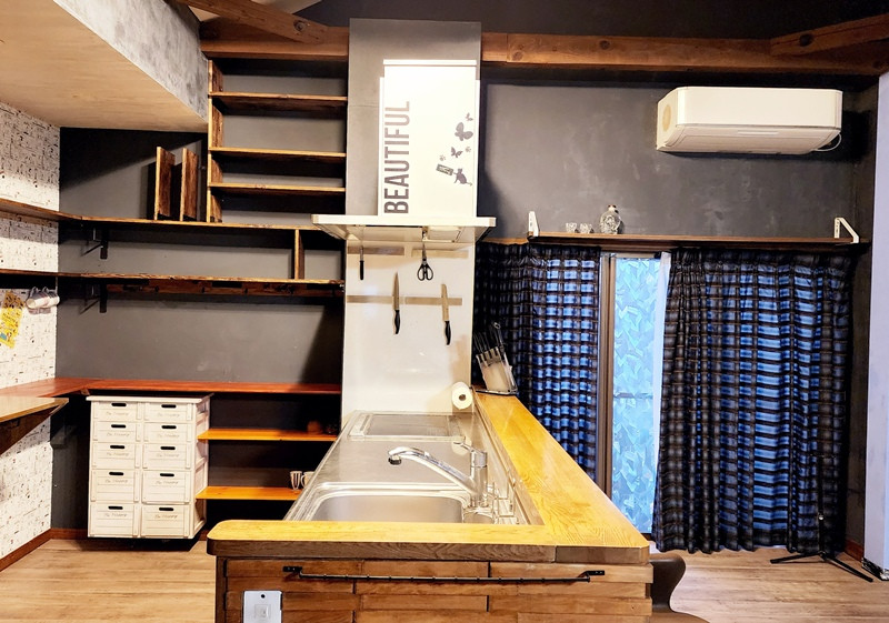 1980s wood house in Miyazaki