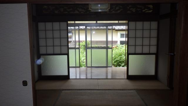 1970s wood house, 9-min walk to station, Nagasaki