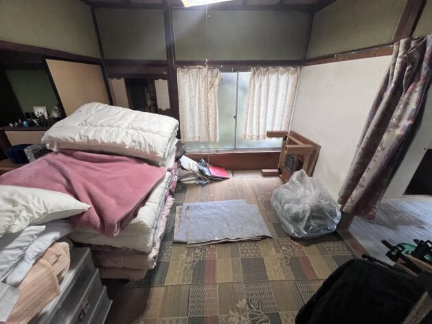Wood house in Ehime