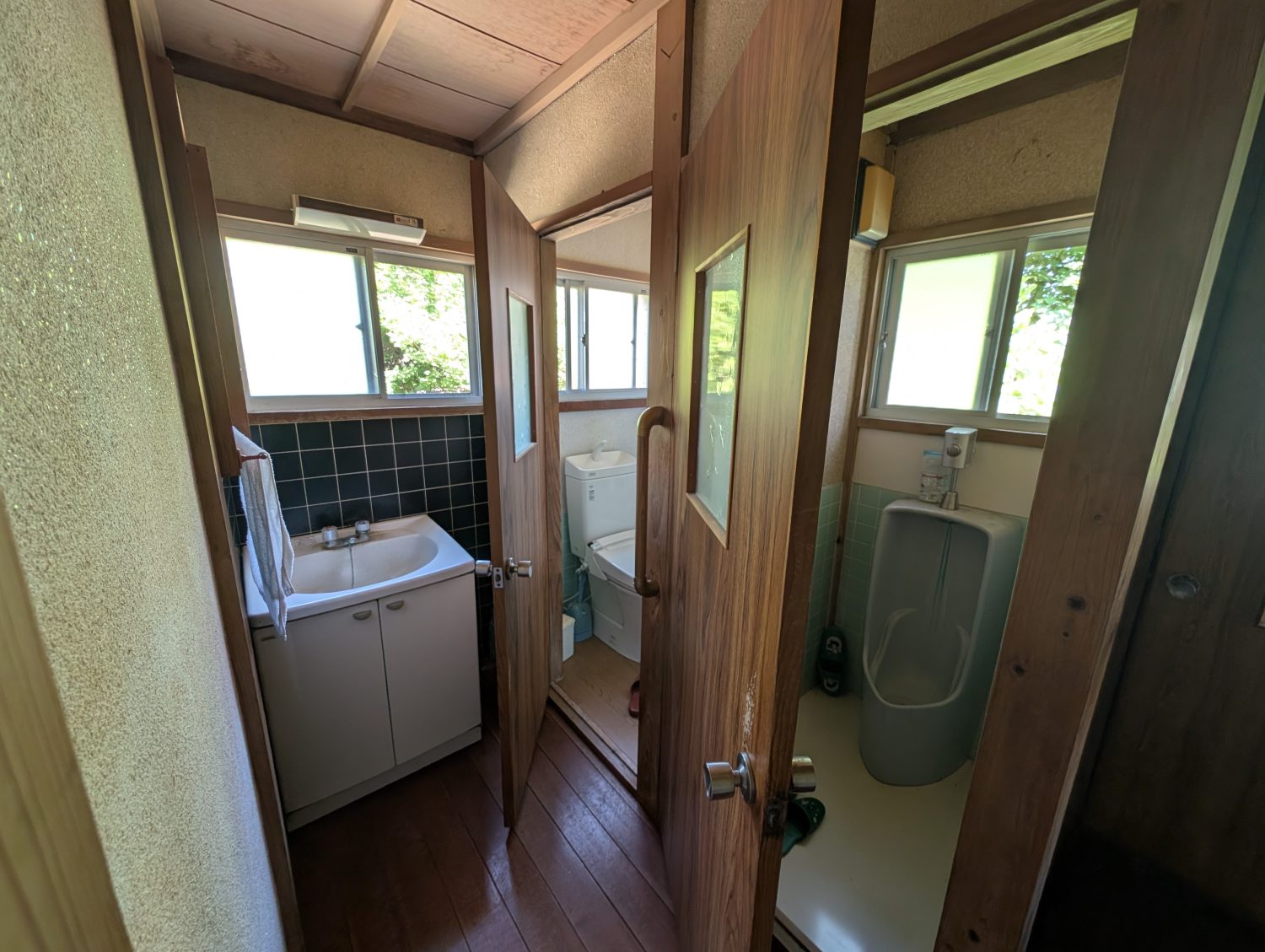 Wood house, 13-min walk to station, Hyogo