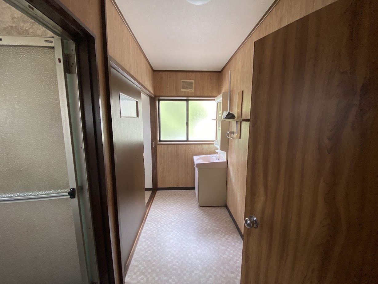 1970s wood house in Toyama