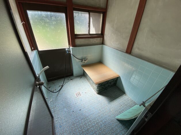 Wood house in Ehime