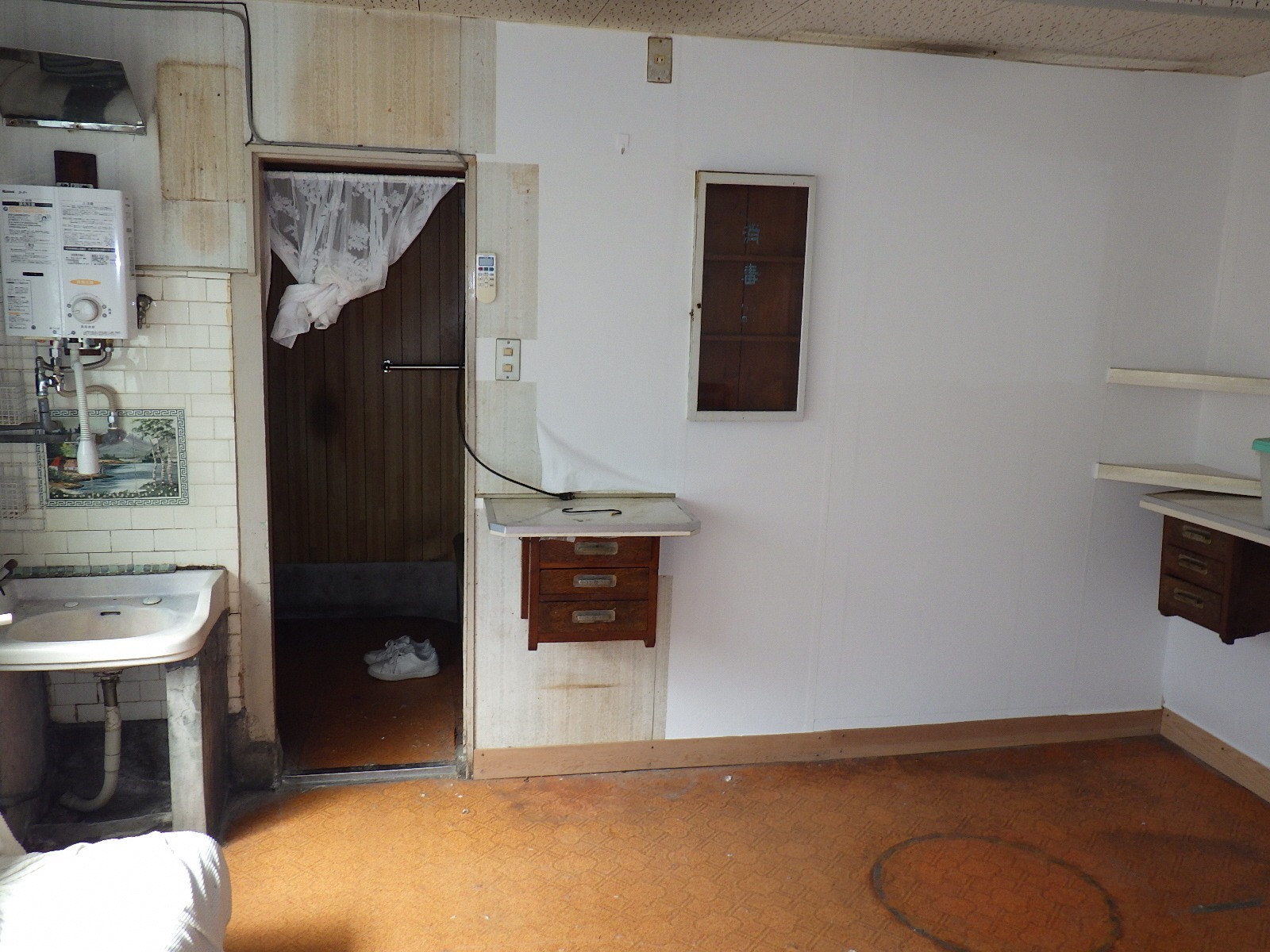1960s wood house in Kochi