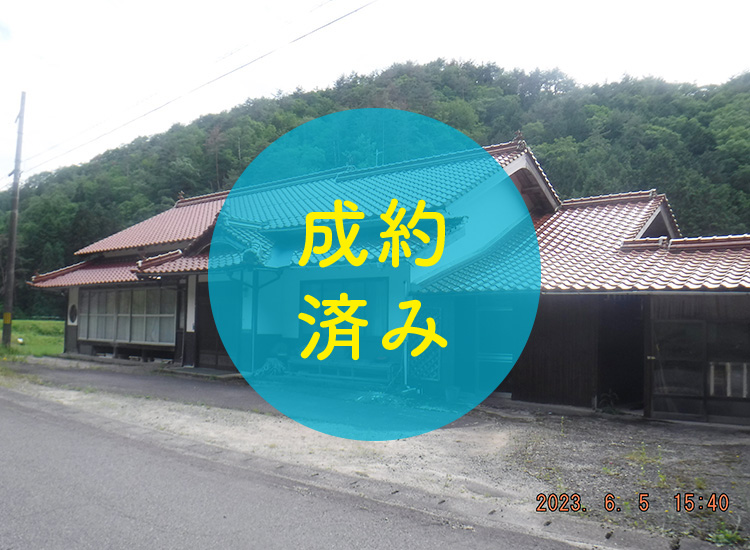 Wood house in Shimane