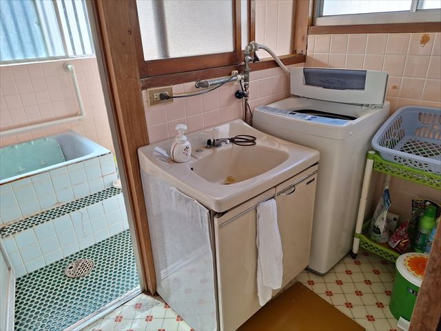 1930s wood house, 3-min walk to station, Yamaguchi