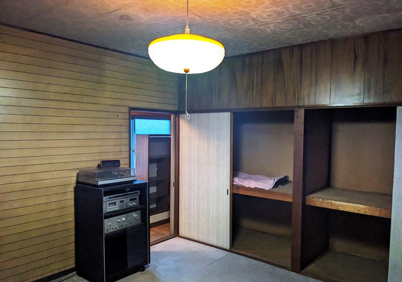 1970s wood house, 6-min walk to station, Aomori