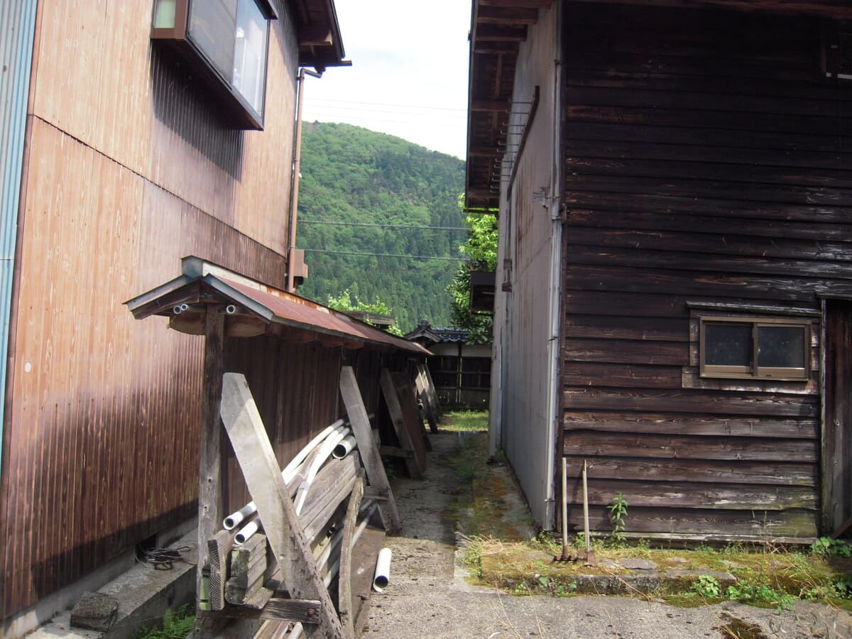 1920s wood house with storehouses in Hyogo