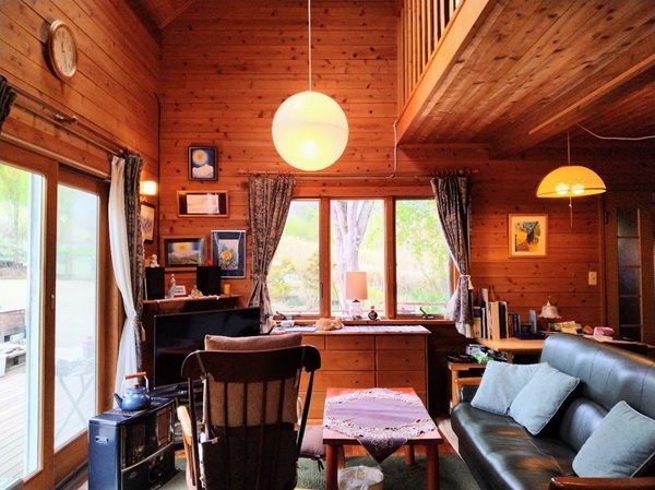 1990s house on a large plot in Yamanashi