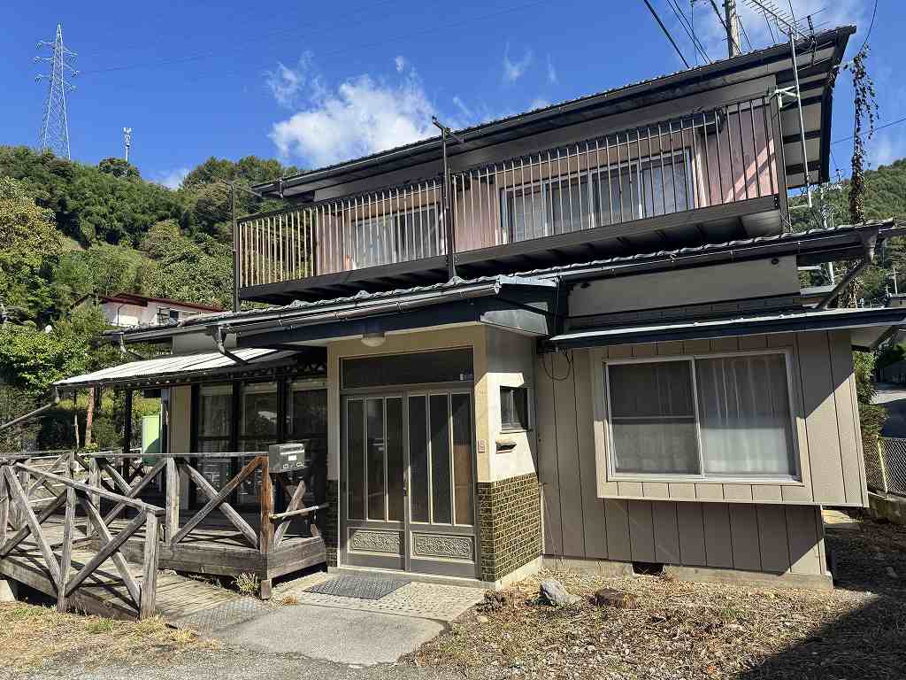 1960s wood house, 11-min walk to station, Nagano
