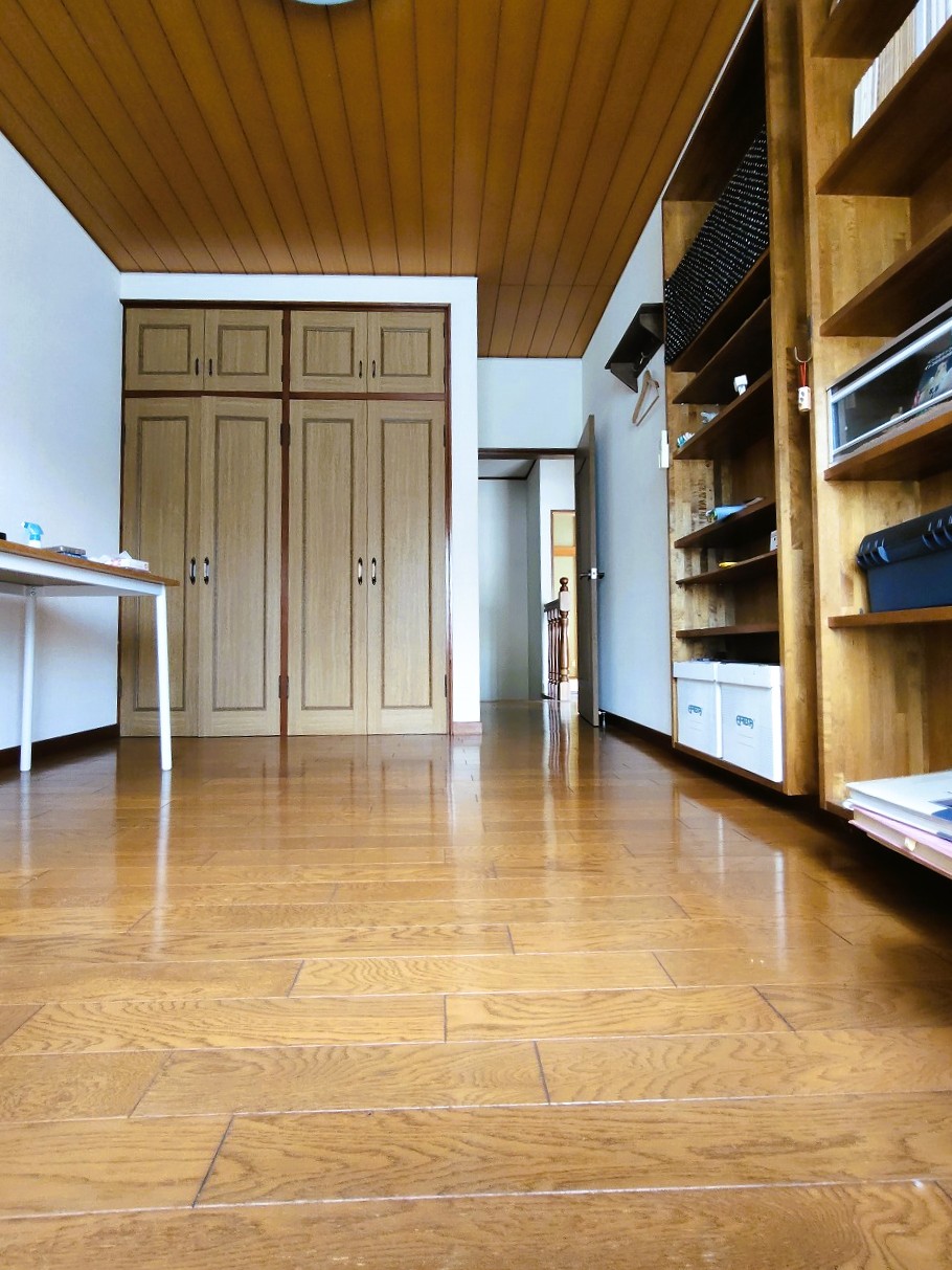 1990s wood house in Ehime