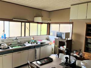 1970s wood house, 1-min walk to station, Shimane