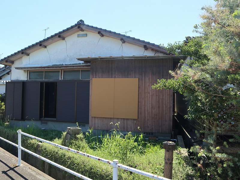 1950s wood house in Saga