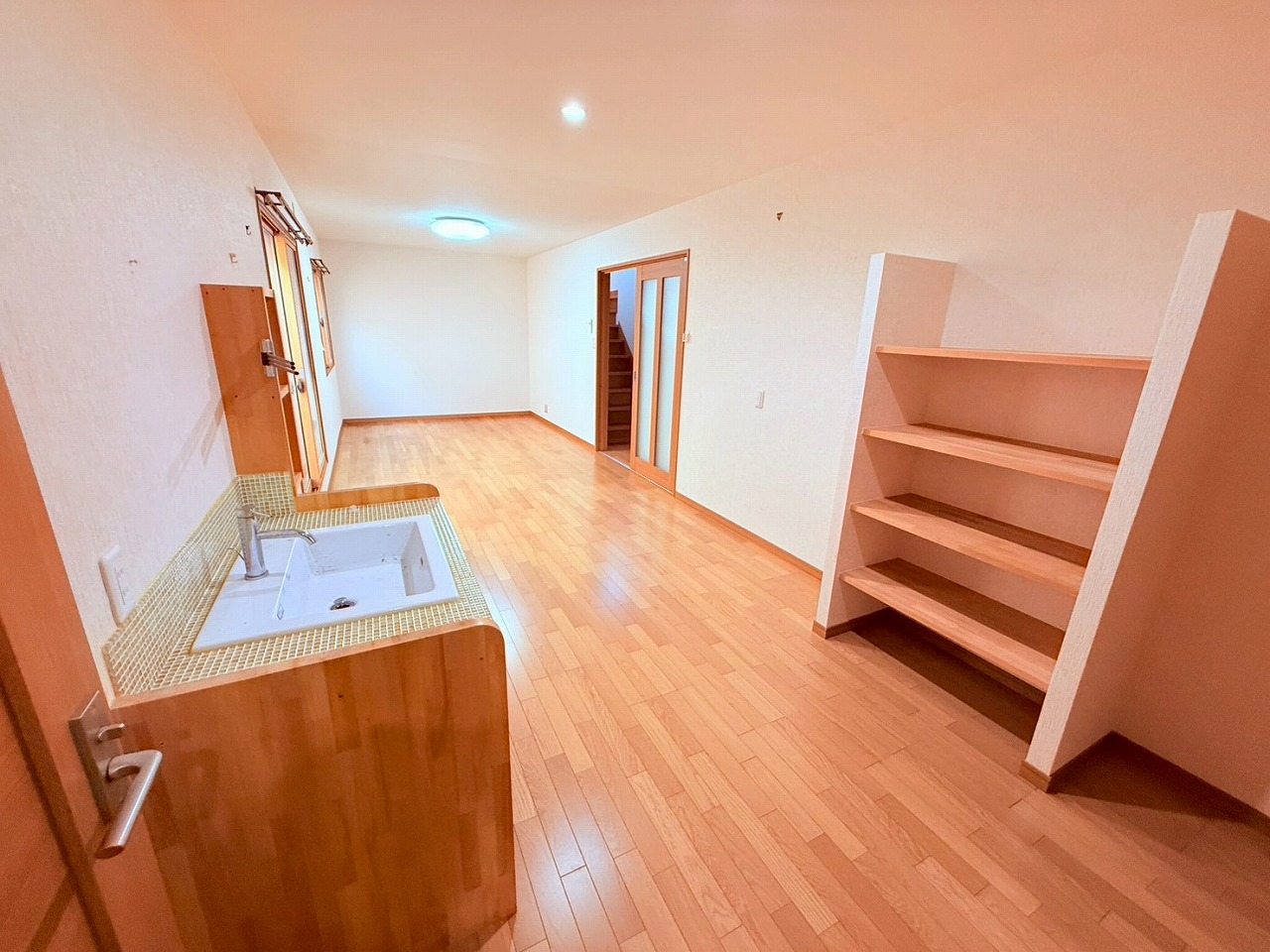 1970s steel-frame house in Ehime