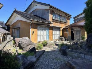 Wood house in Niigata