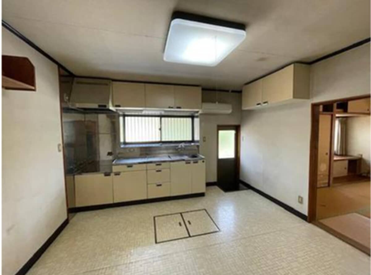 1960s wood house, 12-min walk to station, Hiroshima