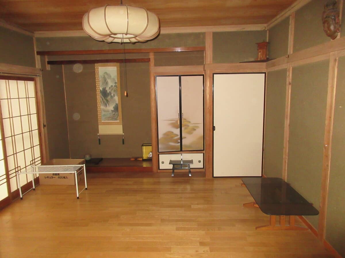 1970s wood house