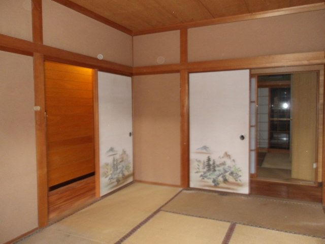 1980s wood house in Satsumasendai