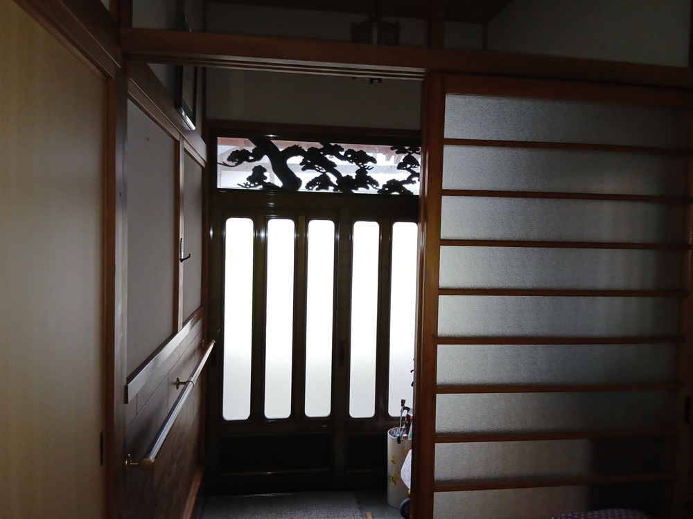 1990s wood house on a large plot in Iwate