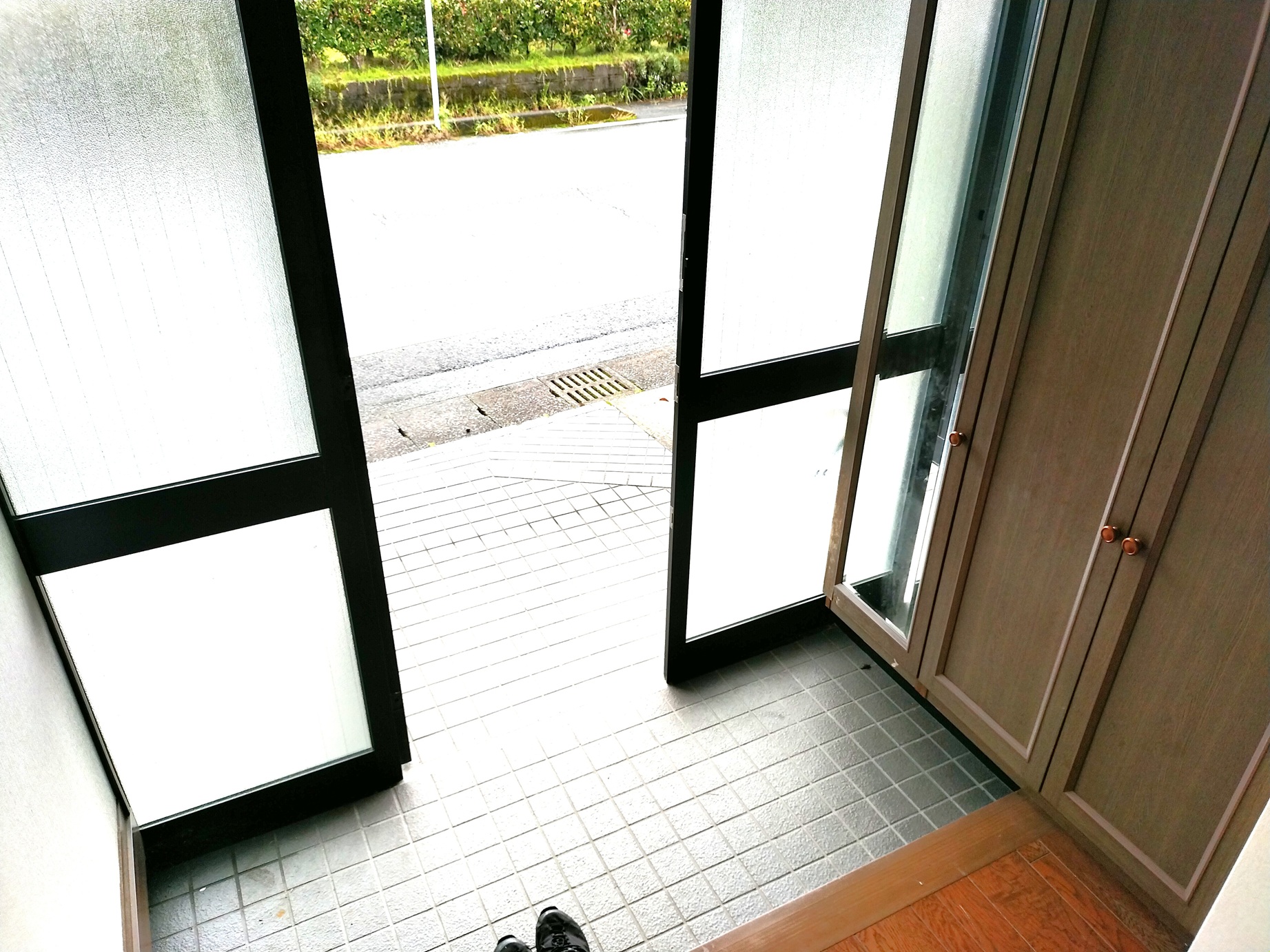 1990s steel-frame house in Uchinoura, Kimotsuki