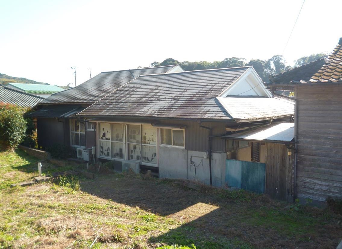1950s wood house in Ikufuku, Ichikikushikino