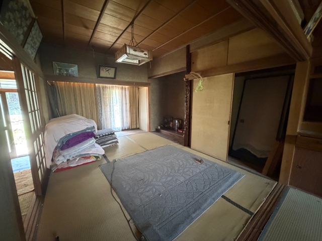 Wood house in Ehime