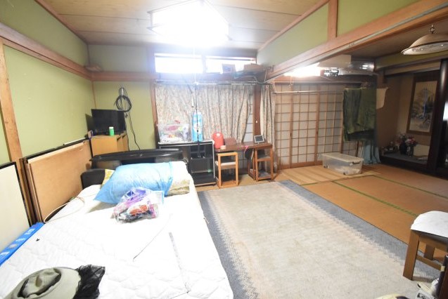 1990s wood house in Hamada, Kanoya, farmland, approval needed