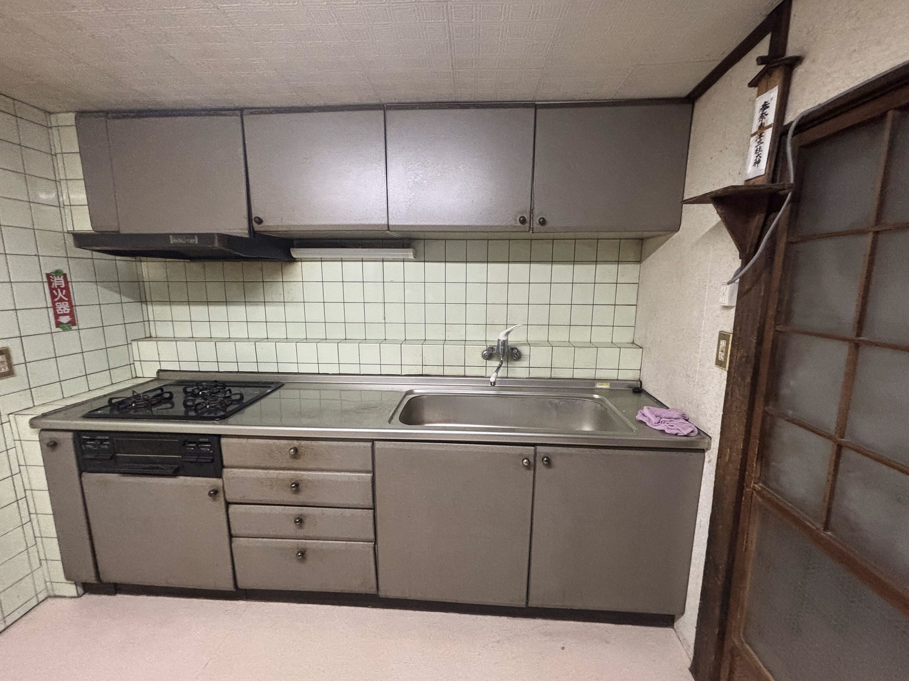 1960s wood house, 3-min walk to station, Shizuoka