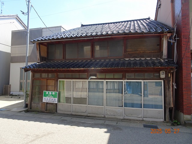 2010s wood house, 7-min walk to station, Ishikawa