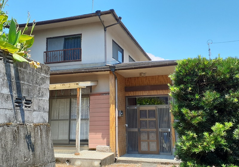 1970s wood house in Hondo, Amakusa