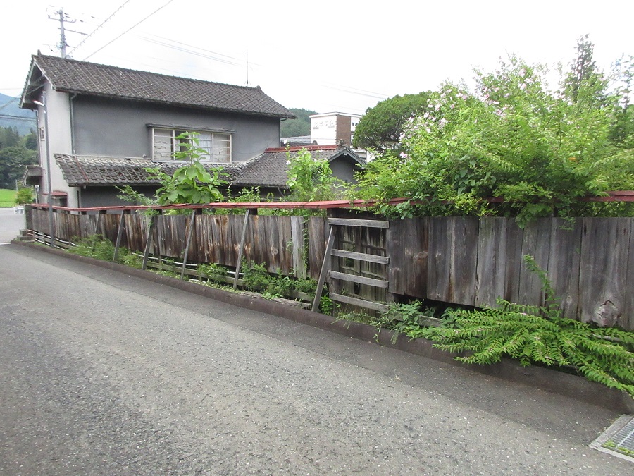 1960s wood house, 12-min walk to station, Iwate