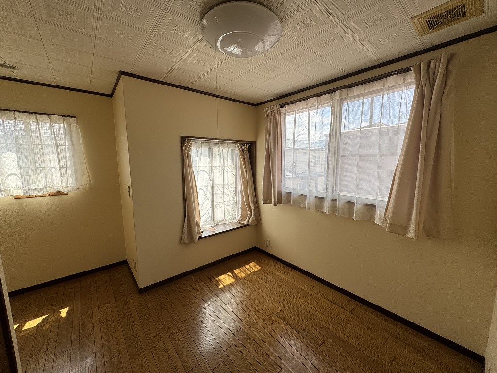 1990s wood house in Nagano