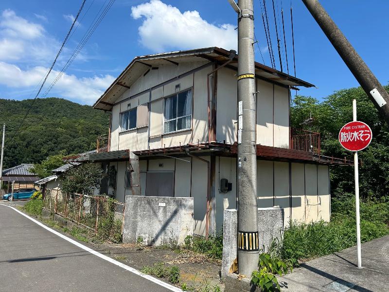 1970s steel-frame house in Kagawa