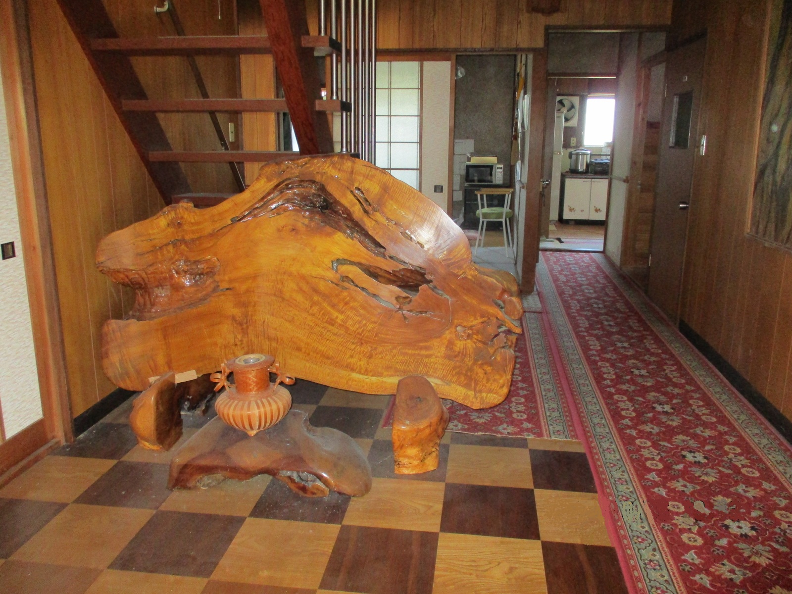 1970s wood house on a large plot in Hyogo